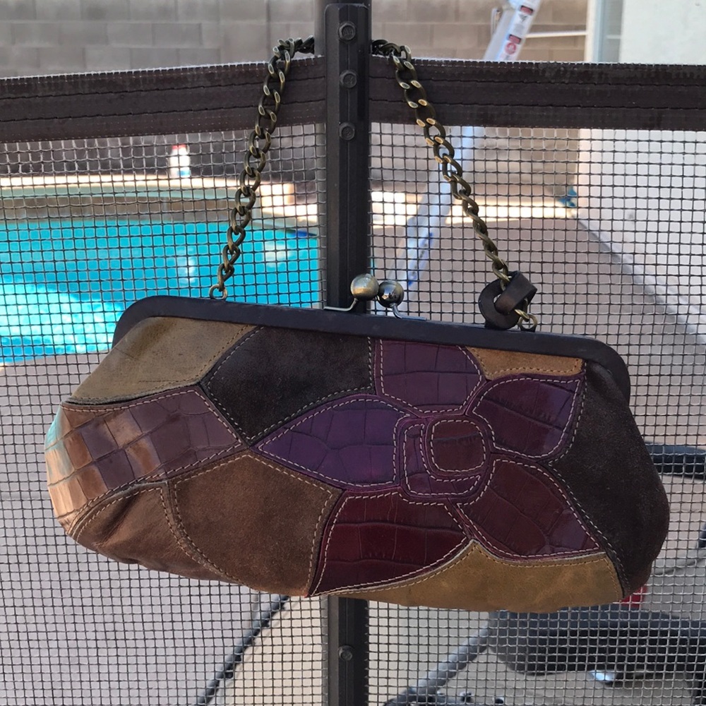 Fossil clutch